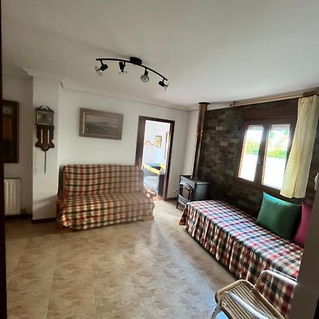 Ferienwohnung Liencres Tranquilo Con Piscina Comunitaria Exterior foto